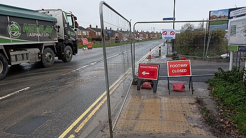 Dangerous lorry parking on New Lane