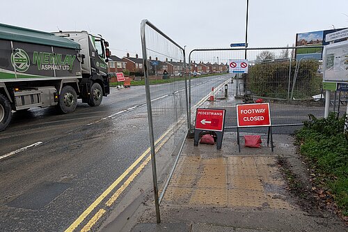 Dangerous lorry parking on New Lane