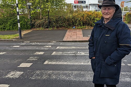 Picture of Cllr Orrell at the Jockey Lane Crossing
